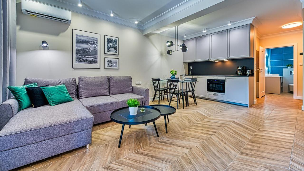 Apartamenty Centrum - Wyszynskiego 9 By Royal Aparts Świeradów-Zdrój Eksteriør billede