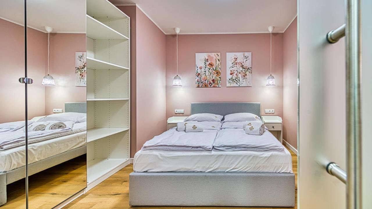 Apartamenty Centrum - Wyszynskiego 9 By Royal Aparts Świeradów-Zdrój Eksteriør billede