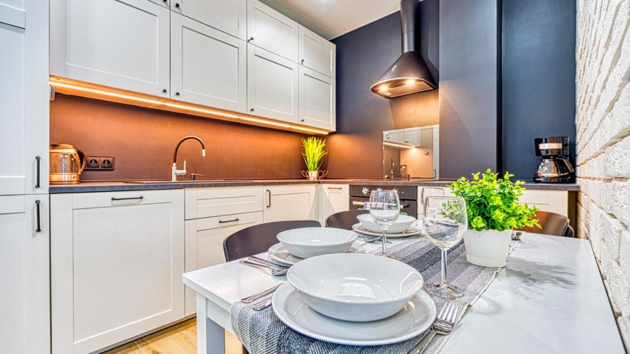 Apartamenty Centrum - Wyszynskiego 9 By Royal Aparts Świeradów-Zdrój Eksteriør billede